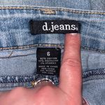 D. Jeans  Shorts Photo 4