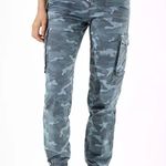 American Eagle AE Relaxed Mom Cargo Jogger Pant Photo 0