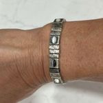 Cute Flexible Bracelet Lightweight Photo 4