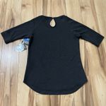 Kuhl  Women's Rhea 1/2 Sleeve T Shirt Gray French Terry Keyhole Back Athlesiure Photo 8