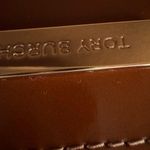 Tory Burch Robinson E/W Spazzolato Bag Photo 7