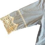 ⭐️Kanishka blue and white striped embroidered blouse size XL Photo 9