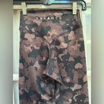 Balance Athletica Base Camp Camo Camouflage Leggings Yoga Black & Brown Size XS Photo 6