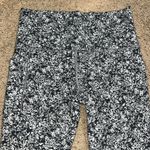 Athleta  Salutation Stash Pocket II 7/8 Tight Legging‎ Jacquard Moonflower Black Photo 5