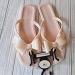 BCBGeneration Glossy Bow Flat Sandals Sz 7 NWT Photo 5