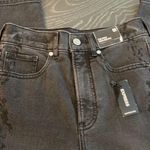 EXPRESS Super High Waisted Black Tonal Snakeskin Print Slim Ankle Jeans Sz 0 New Photo 4