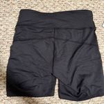 Outdoor Voices NWT  Black Move Free 6" Short in Black- Size Small Photo 4