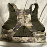 Lululemon  bra Photo 4