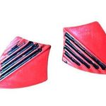 Boutique Vintage Womens Retro Shield Shape Stud Earrings 70s 80s Metal Red Black Photo 0