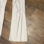 Elite Jeans  High Rise White Distressed Flare Jeans size 7-8 31 inseam nwt Photo 2