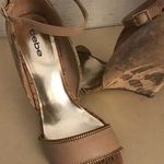 Bebe women beige textured leather platform wedge sandals US 9 Photo 0