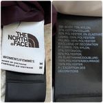 The North Face Women’s Cuchillo Reversible Sherpa Lined Vest Medium Root Brown Photo 11