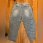 Stretchy barrel jeans Size 25 Photo 2