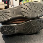 Comfort Ease Brown Moccasins Size 8.5 Photo 4