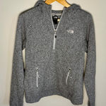 The North Face  Women’s Gray Quarter Zip Jacket | S Photo 0