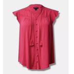 Torrid  Pink Rayon‎ Slub Crochet Tie Front Flutter Sleeve Top Size 6X Photo 4