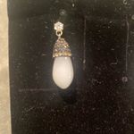 Anthropologie #404  White Stone Drop earrings Photo 2