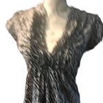 Heart soul Heart & soul zebra print V-neck size small blouse Photo 4