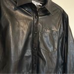 Good American  Black Faux Leather Snap Button Collared Cropped Jacket Size 0 (XS) Photo 2