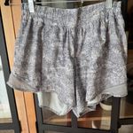 Lululemon  Hotty Hot Shorts II Long 4" Frozen Vista Alpine Multi Arctic running Photo 11