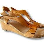 Taos Sheila Women's 10.5 Tan Leather T Photo 0