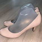 Liz Claiborne  Flex Wiley nude formal wedding bridesmaid office heels Photo 2