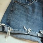 Abercrombie & Fitch  The Mom Short Mid rise  Distressed Style Photo 6
