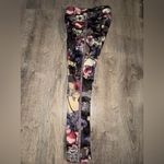 Nike Rare RUNNING Dri-Fit Floral Leggings with glitter golden details Photo 4