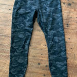 Fabletics Powerhold black cano cropped athletic workout S leggings Photo 0