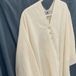 Jessica McClintock  Cream/Gold glitter sparkle SHAWL with golden closing clasps- Photo 13