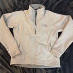 The North Face Women’s small Coat lined nwot Photo 0