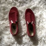 Vans  suede scalloped slip ons in burgundy Photo 3