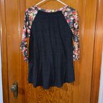 Umgee  Women's Dark Gray Top with Floral Sleeves Photo 3