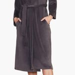 Barefoot Dreams luxechic hooded velour robe Photo 0