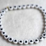Source Unknown Quirky White/Black Heart Casual Unisex 6" Stretch Bracelet Photo 0