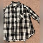 Women's TIME TRU black &white plaid flannel long sleeve shirt Size undefined Photo 3