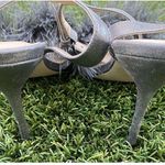 Ivanka Trump KASIE Pewter Multy Suede Jeweled Ostrich Feather High Heels Size 8M Photo 7