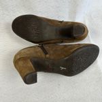 Clarks  Women 8.5 Brown Suede Ankle Boots Side Zip Block Heel Casual Dress Shoes Photo 7