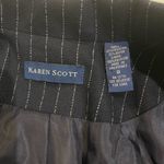 Karen Scott Navy blue pinstriped blazer suit jacket  size 8 woman’s Photo 2