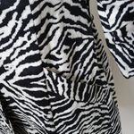 Emma James Women's Animal Print Jacket Size 6 Photo 2