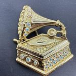 Signed Danecraft Vintage Brooch/Pin New Gold Gramophone Record Player Turntable Photo 2