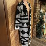 Cato Women’s Medium White & Black Geometric Print Open Duster Cardigan Photo 2