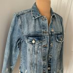 Vervet Plot Twist Classic Fit Distressed Denim Jacket Photo 5