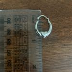14k White Gold Heart Hoop Earrings Photo 4