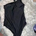 Carly Jean Los Angeles swimsuit Photo 1