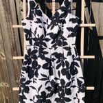 White House | Black Market WHBM Black/White Floral Cotton/Silk DRESS 6 Photo 2