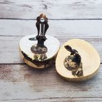 Vintage Clip On Earrings Photo 6