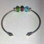 Elegant Silver Tone Cable Bracelet with Multicolor Beads Photo 3