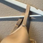 Wacoal  Women’s Bra Underwire 953205 Beige Lace Size 38DDD Photo 3