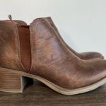 Bullboxer B52 by Hayden Women's Chelsea Boot Size 10 #480 Brown Photo 4